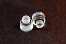 Load image into Gallery viewer, ADVANCED ENGINE DESIGN 5170 Clear Fuel Bowl Sight Plugs - Pair