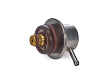 Load image into Gallery viewer, AEROMOTIVE 63101 Regulator Fuel Pressure Gen5/6 Camaro Fuel Mdl