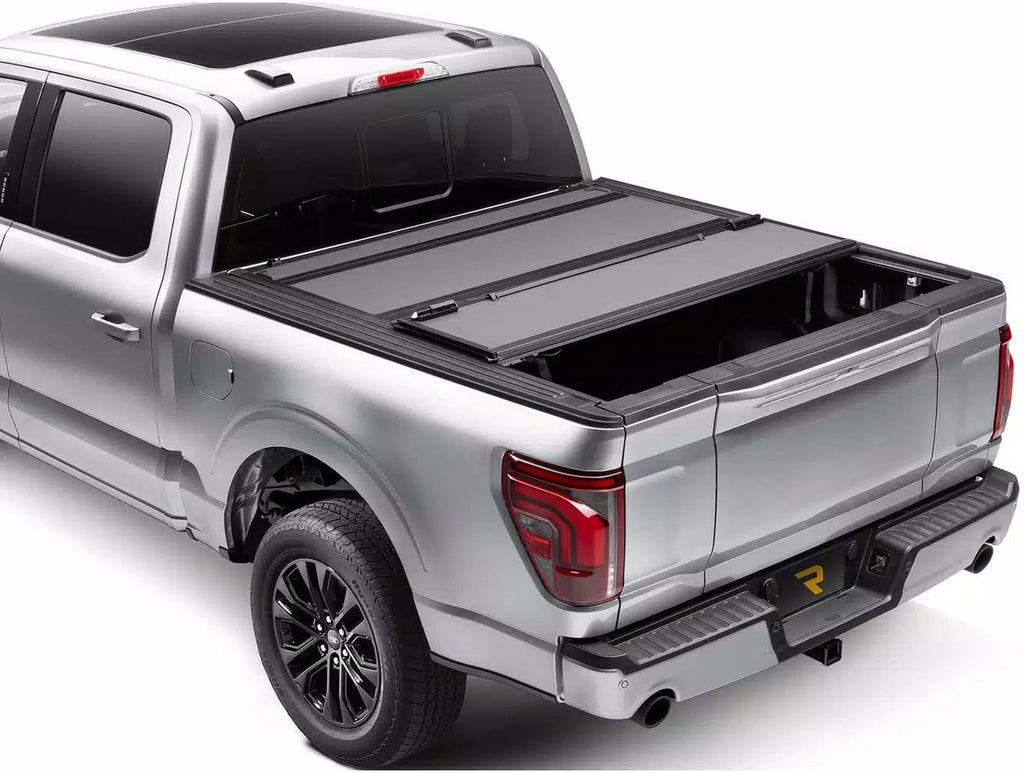 BAK INDUSTRIES 448147 BAKFlip MX4 Bed Cover 24-   GM P/U EV 6ft Bed