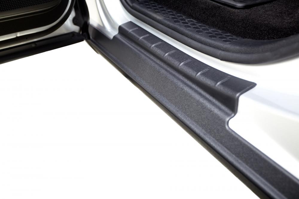 BUSHWACKER 14064 Dodge Ram Crew Cab Rocker Panel Covers Blk