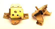 Load image into Gallery viewer, ENERGY SUSPENSION 4-1122G 5.0L Ford Motor Mounts Pair