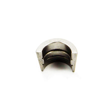 Load image into Gallery viewer, CHEVROLET PERFORMANCE 24503856 Valve Stem Lock 11/32 Single Half
