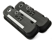 Load image into Gallery viewer, HOLLEY 241-85 BBC M/T Valve Cover Set - Black Krinkle