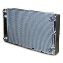 Load image into Gallery viewer, HOWE 34329RNF Radiator 16.75x27.375 Chevy Dual Pass No Fille