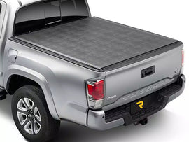 TRUXEDO 1556101 Sentry Bed Cover 24-   Toyota Tacoma 5ft